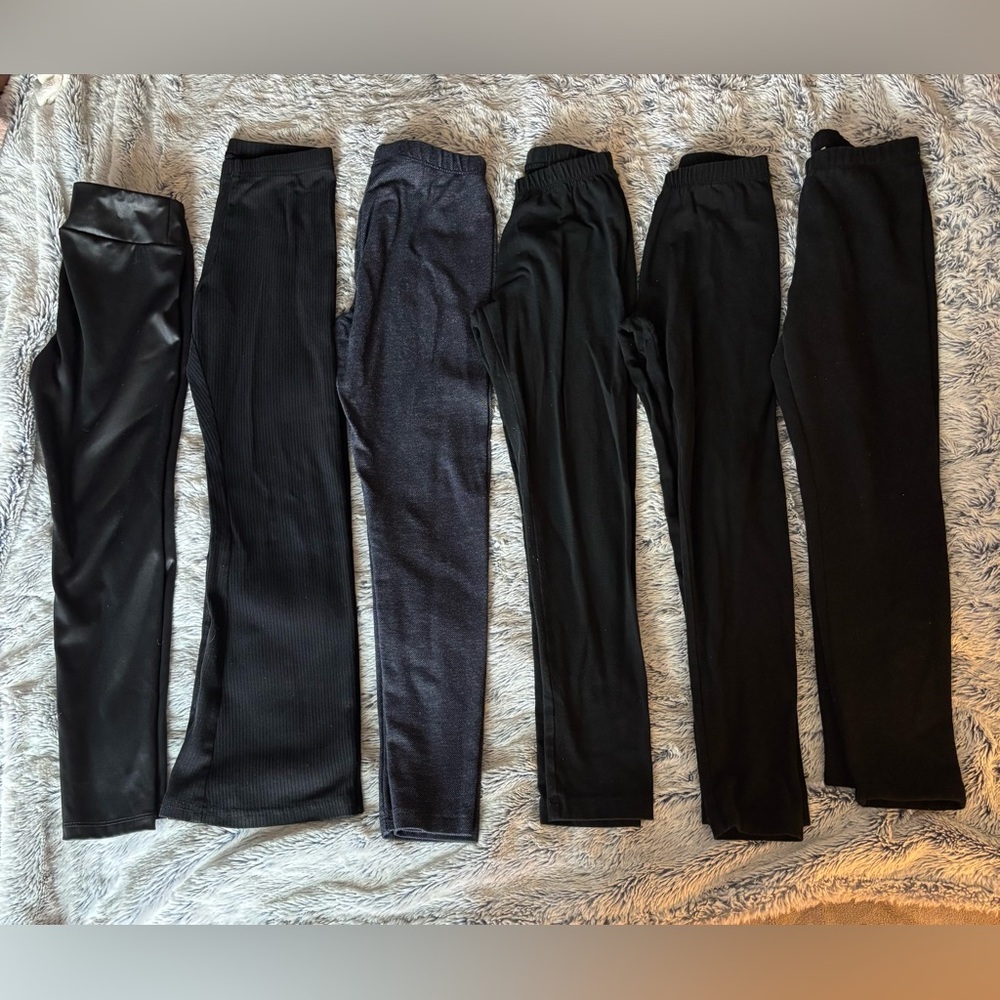 Set of Black and Gray Leggings
